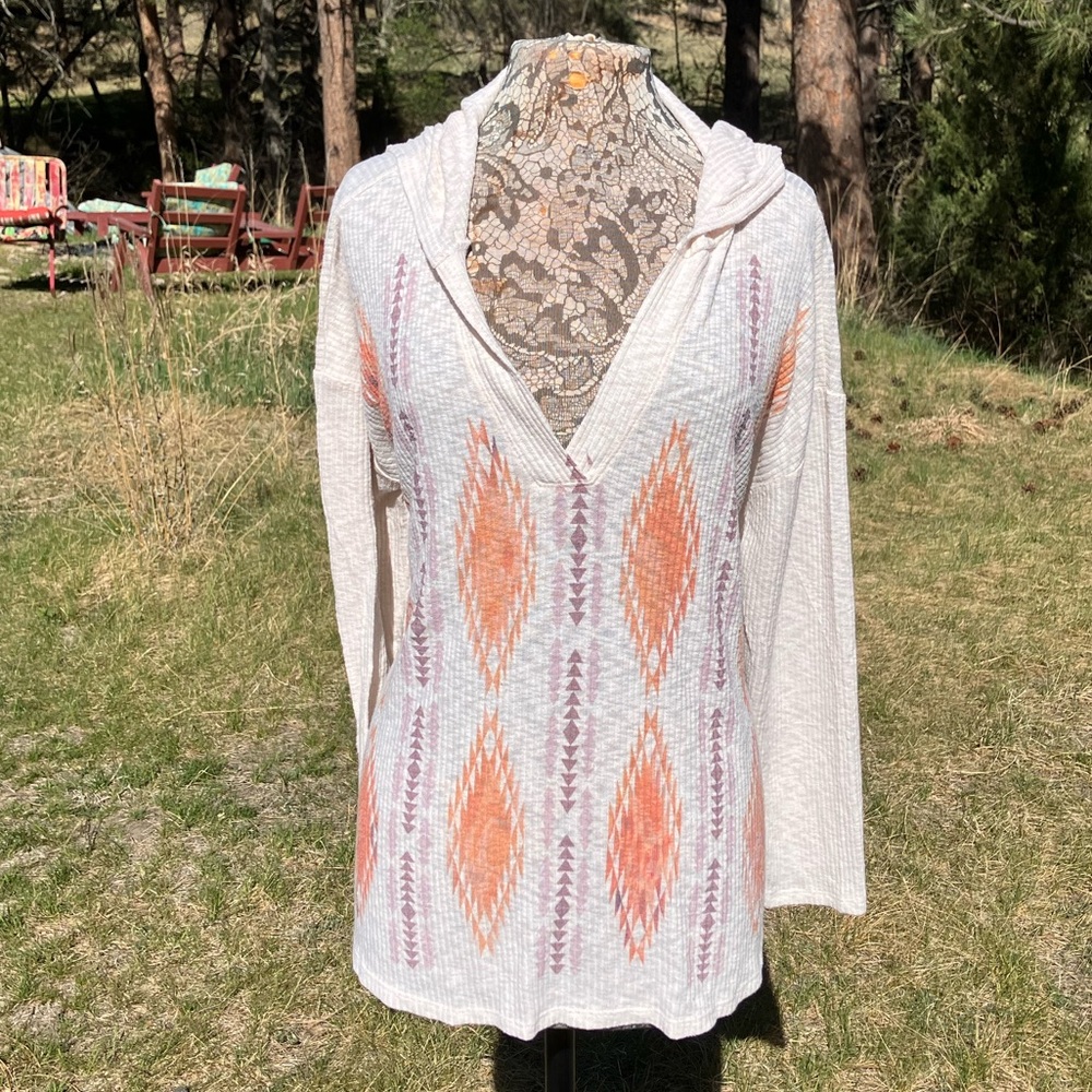 Hooded Top with Orange Aztec Pattern. Size L